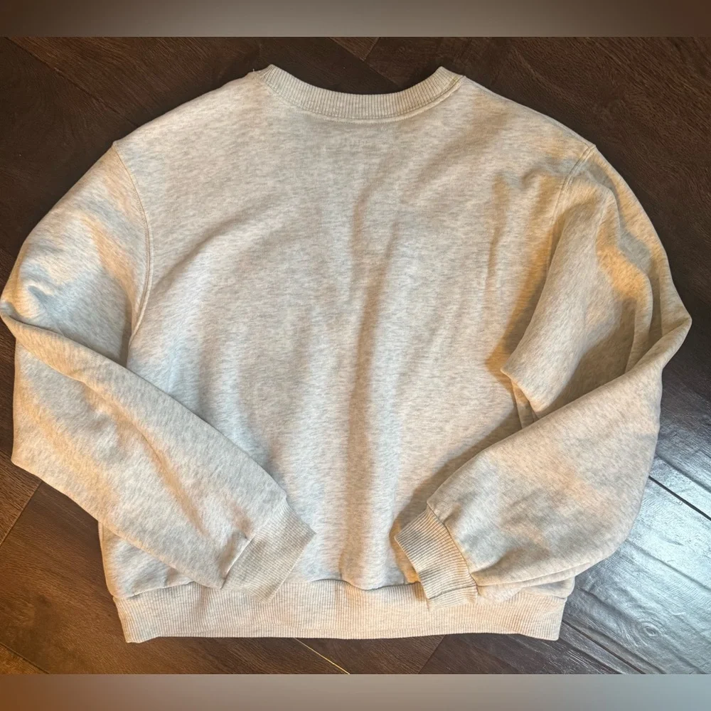 Hollister Gray NYC Graphic Women's Sweatshirt - Picture 3 of 3
